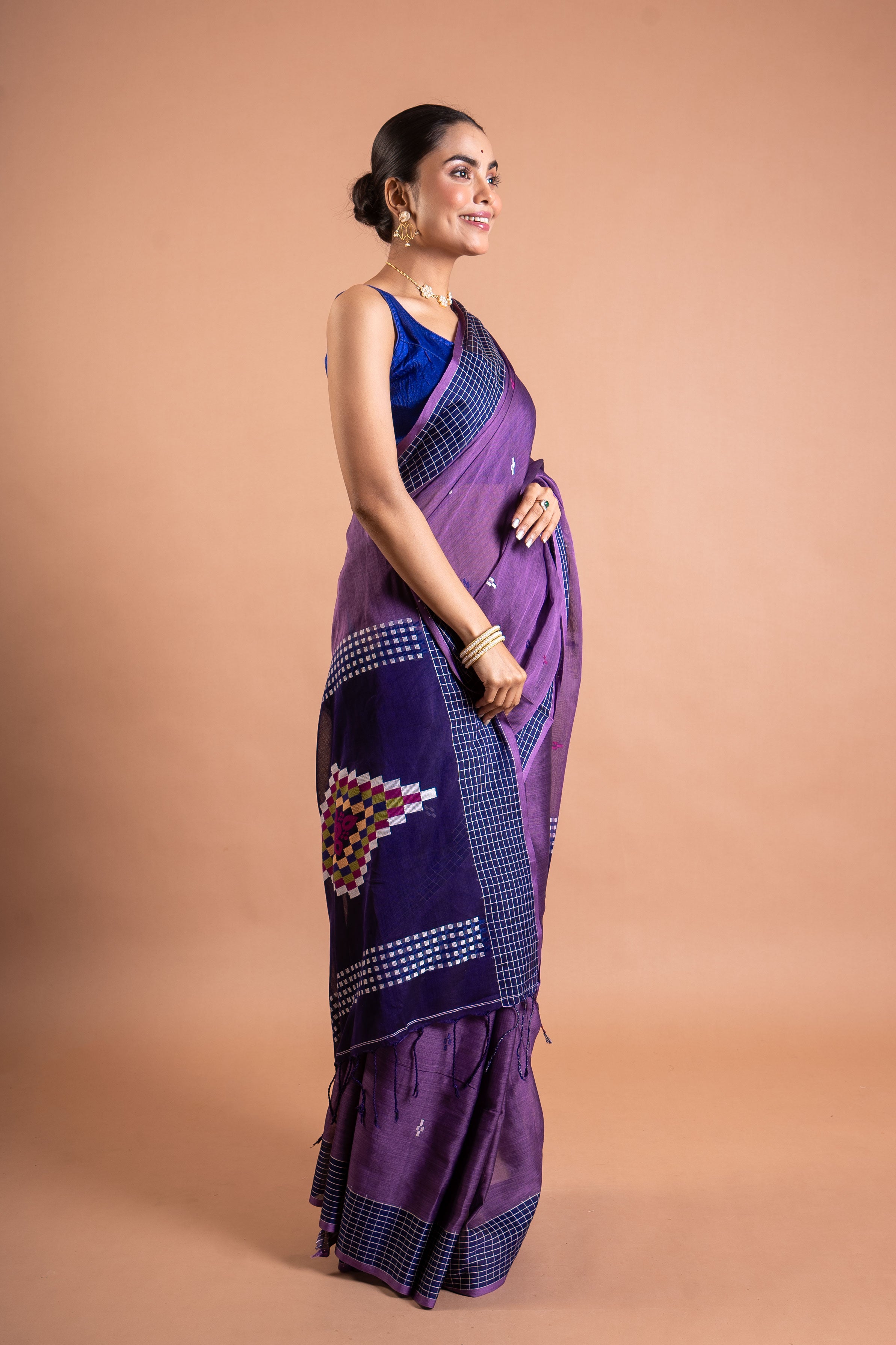 Neel-Grid Violet Handloom Saree