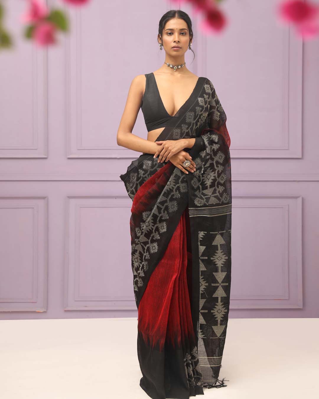 CRIMSON RADIANCE (HANDLOOM PURE LINEN SAREE)