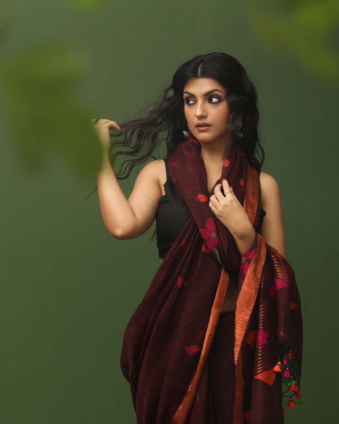 EARTHY ELEGANCE (SAREE)