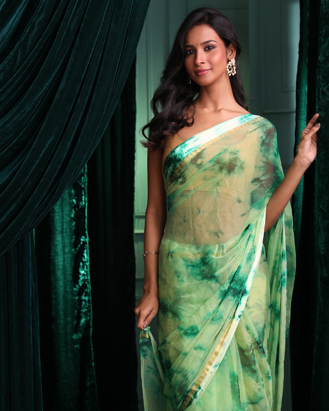 AARINI (SAREE)