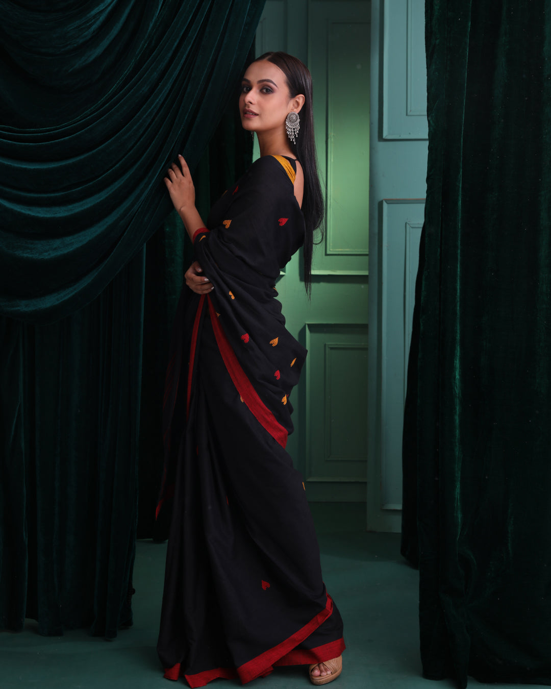 MIDNIGHT MUSE (SAREE)