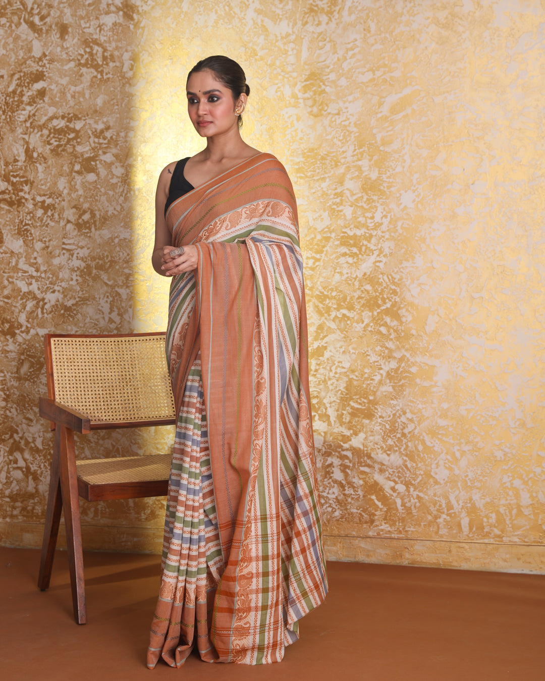 DUNE WHISPER (TAANT  SAREE)