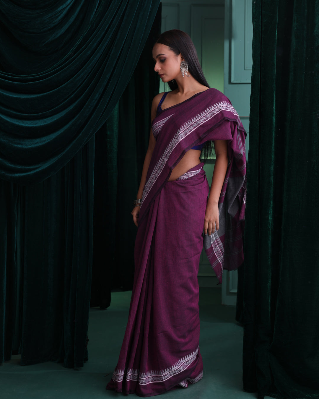 ROYAL RHYTHMS (SAREE)