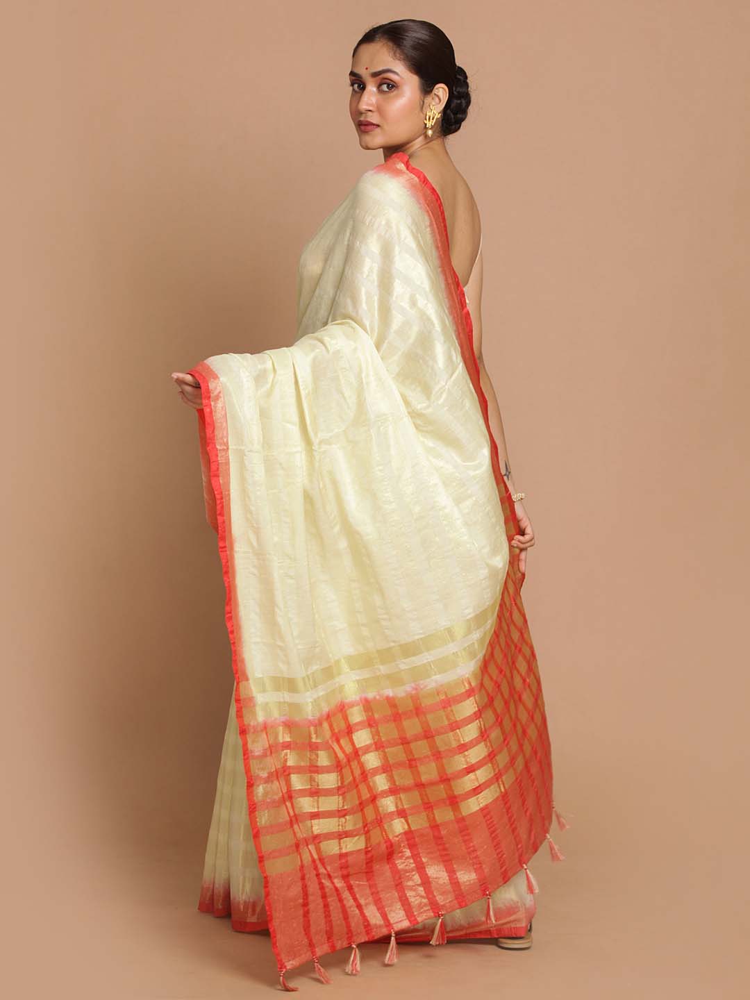 Indethnic Banarasi Cream Woven Design Daily Wear Saree - View 3