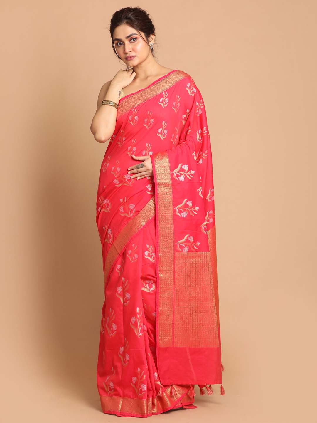 Indethnic Banarasi Magenta Woven Design Daily Wear Saree - View 1