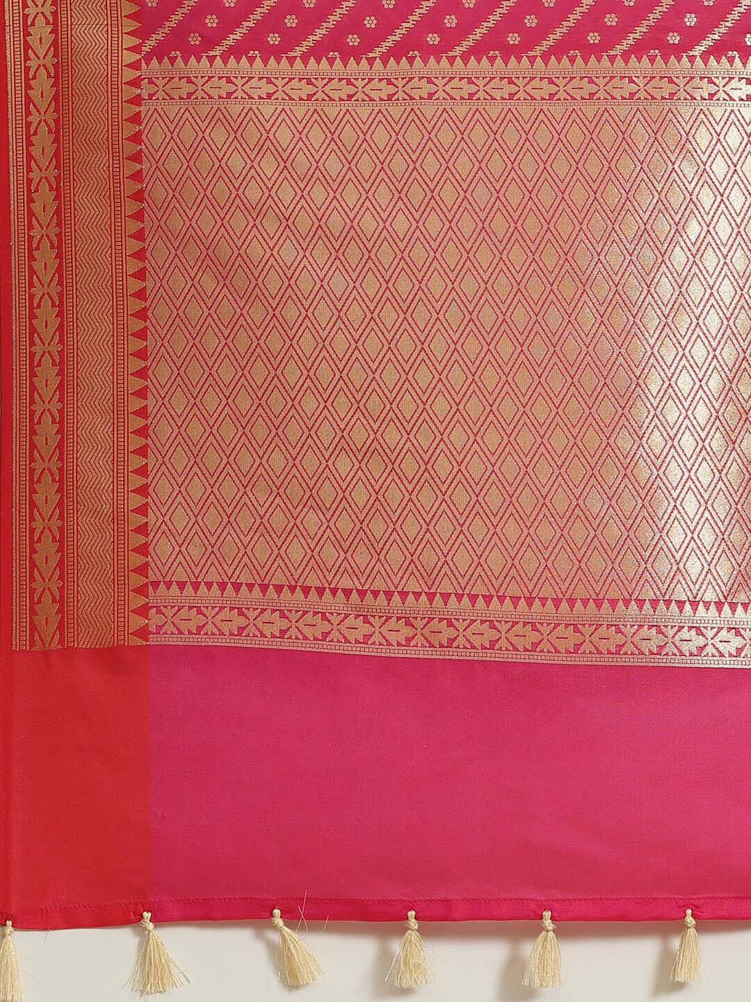 Indethnic Banarasi Magenta Woven Design Party Wear Saree - Saree Detail View