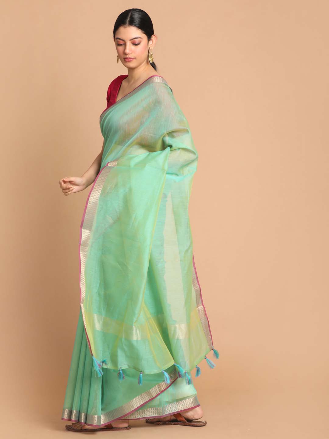 Indethnic Banarasi Green Solid Daily Wear Saree - View 2