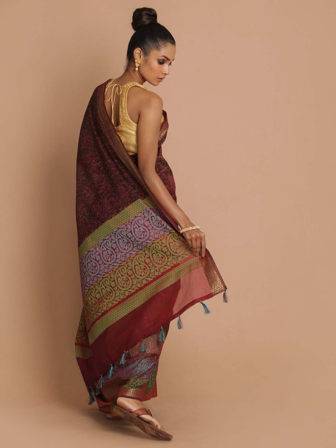 Indethnic Banarasi Maroon Printed Daily Wear Saree - View 3