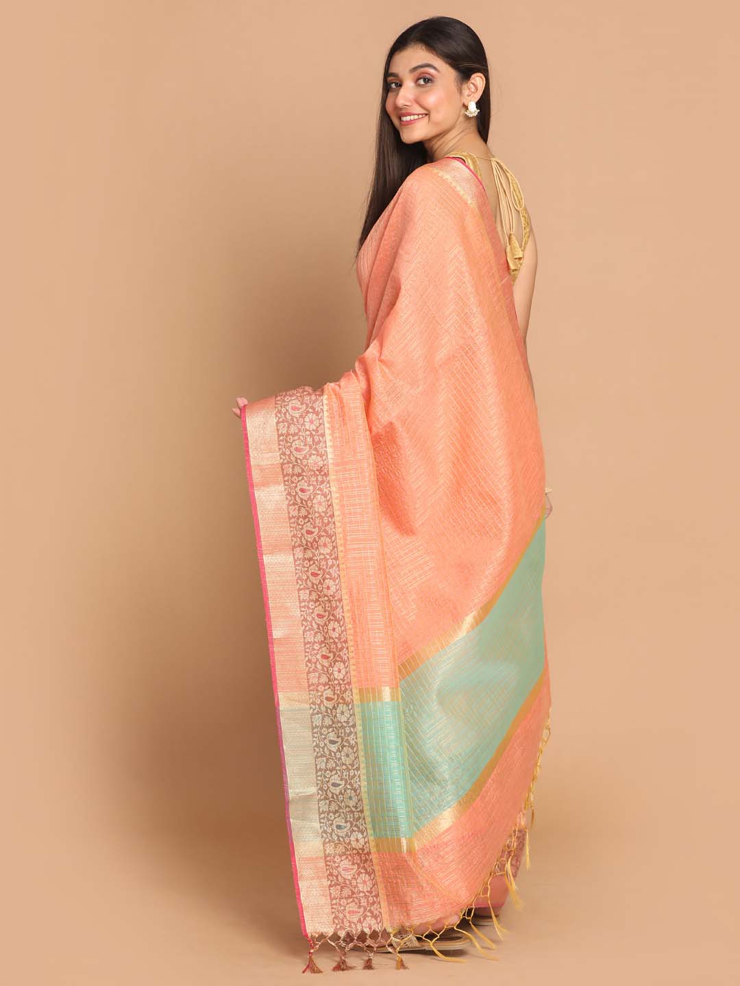 Indethnic Banarasi Peach Checked Daily Wear Saree - View 3