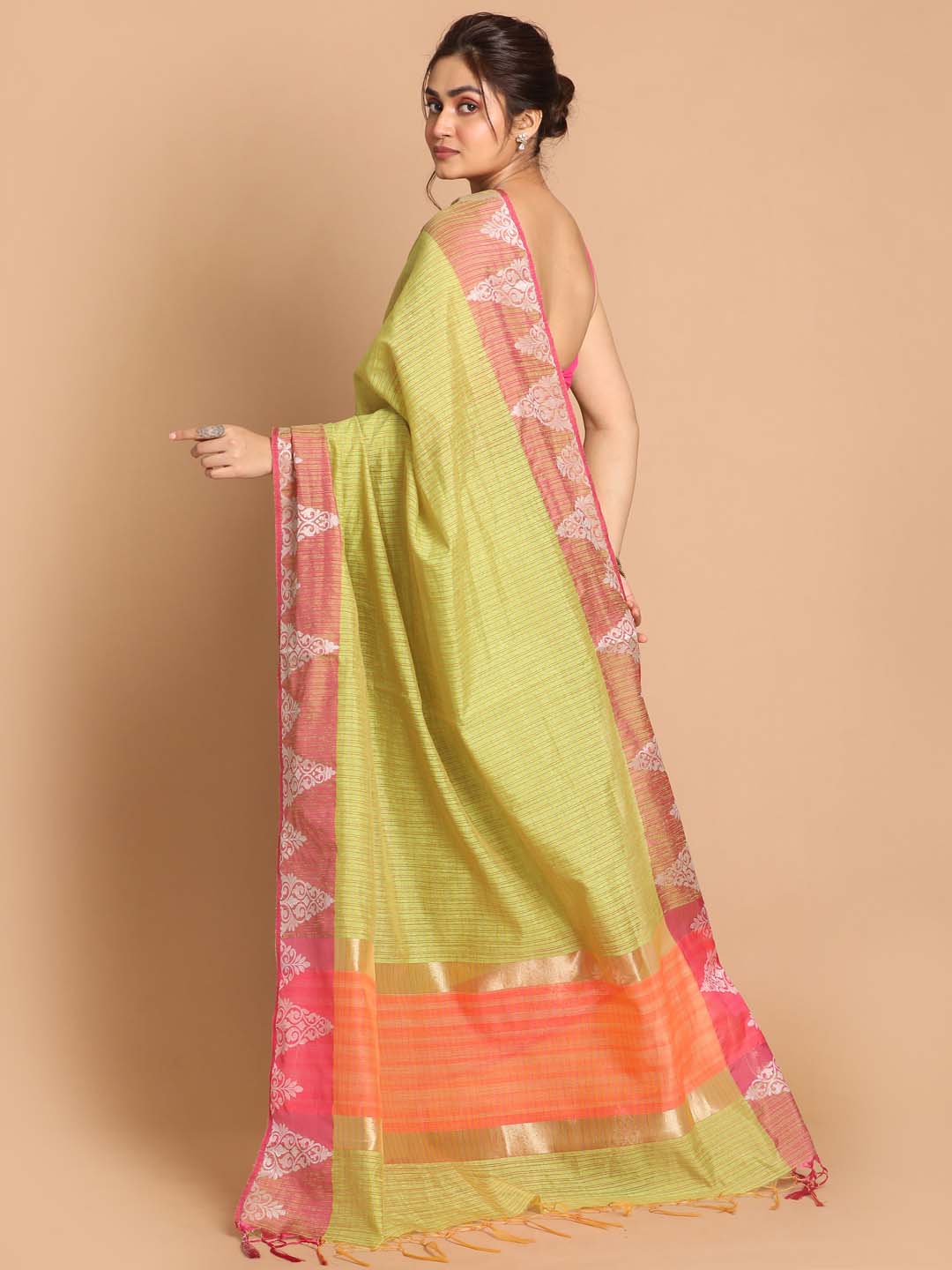 Indethnic Banarasi Green Checked Daily Wear Saree - View 3