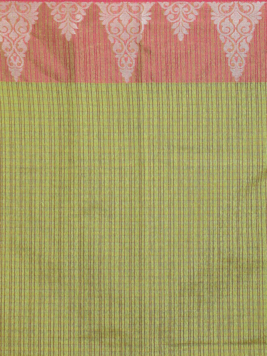 Indethnic Banarasi Green Checked Daily Wear Saree - Saree Detail View