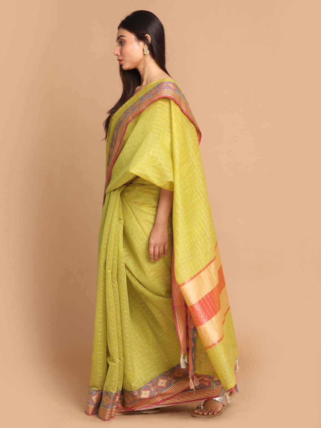 Indethnic Banarasi Green Checked Daily Wear Saree - View 1