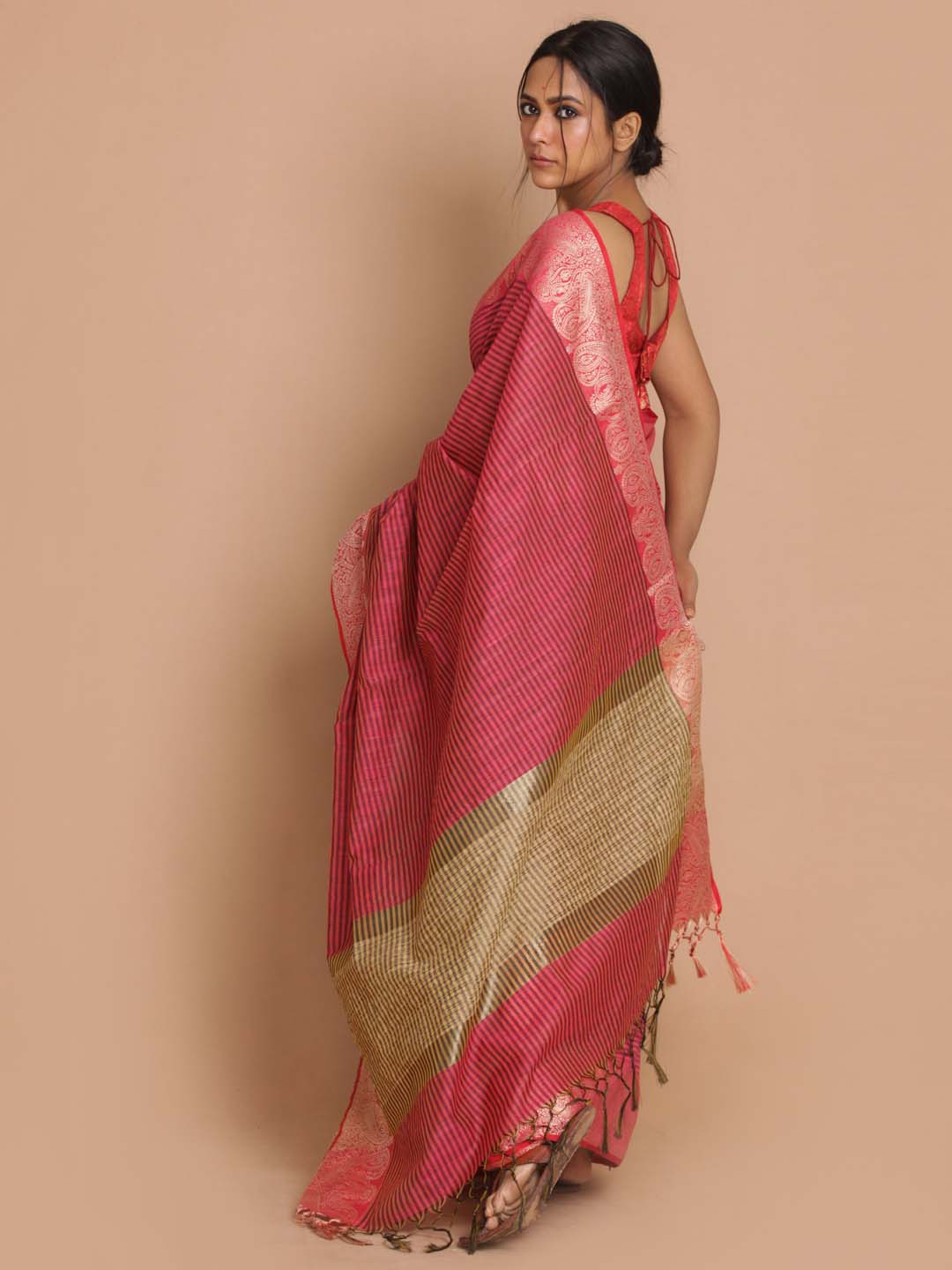 Indethnic Banarasi Magenta Woven Design Daily Wear Saree - View 3