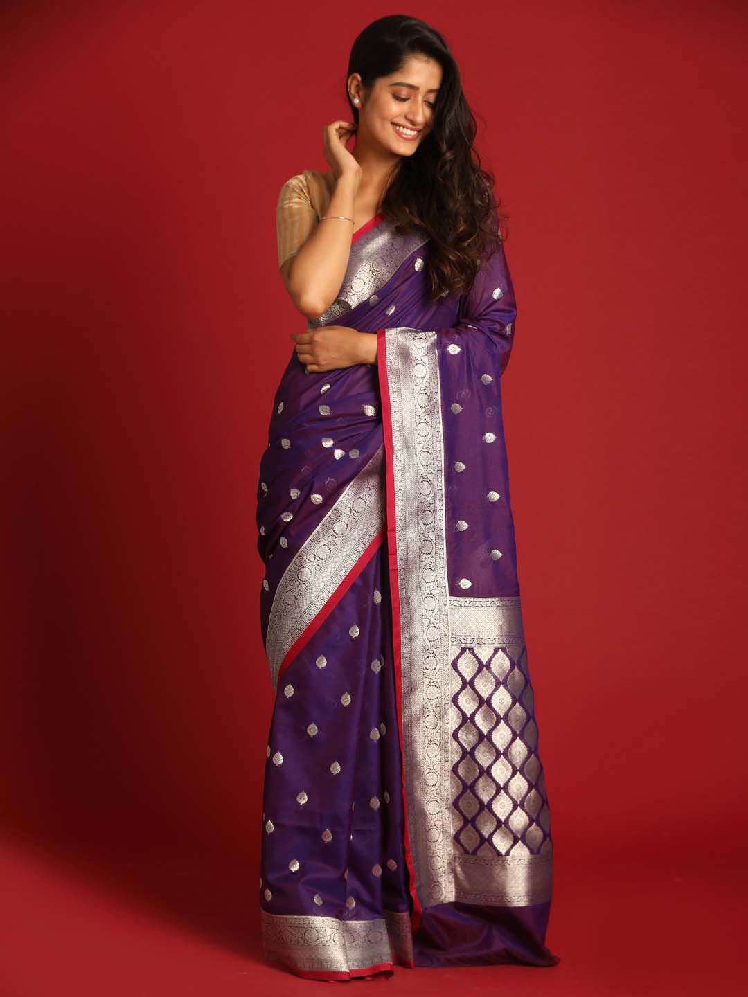 Indethnic Banarasi Purple Ethnic Motifs Woven Design Festive Wear Saree - View 1