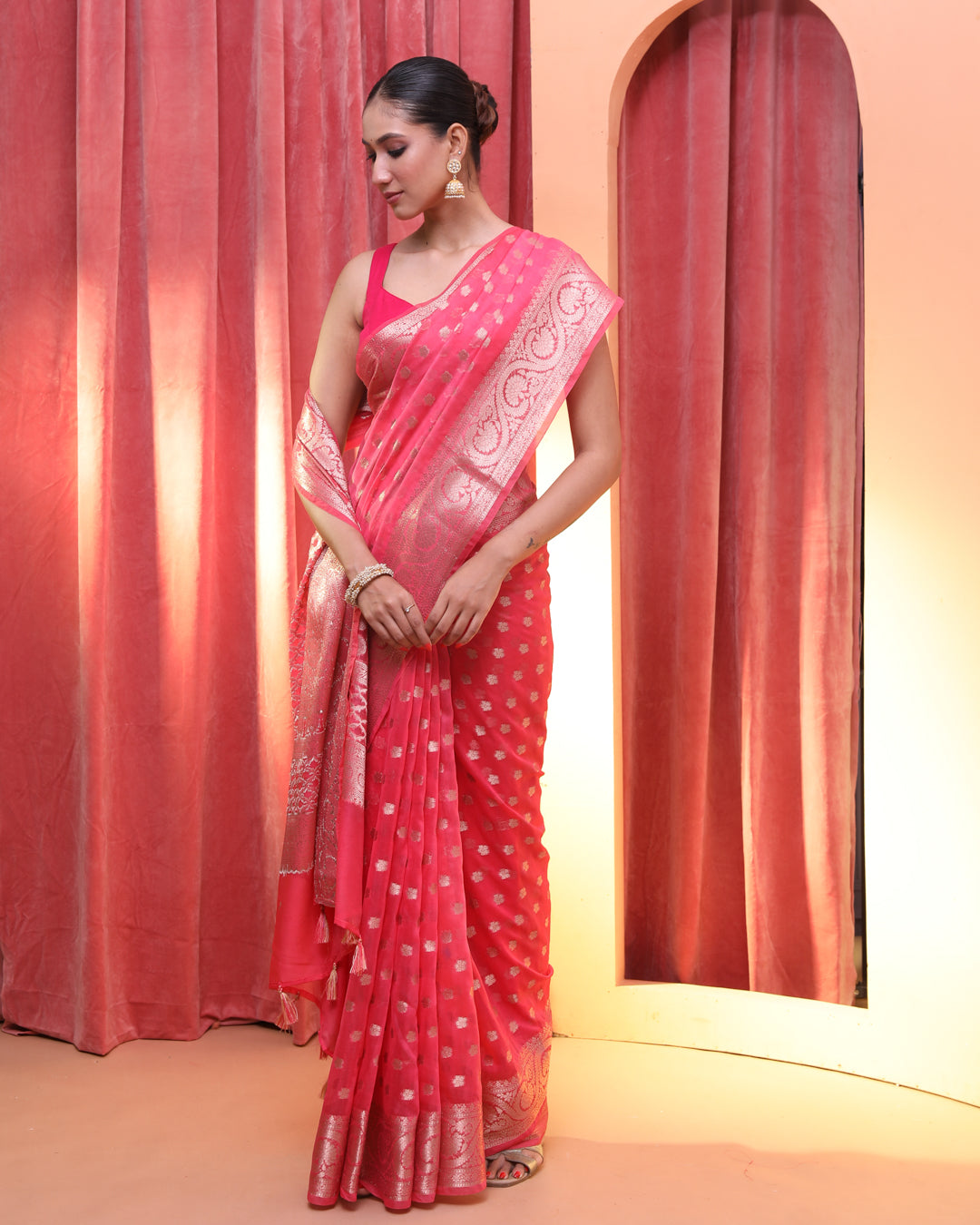 BLUSH MAJESTY (SAREE)