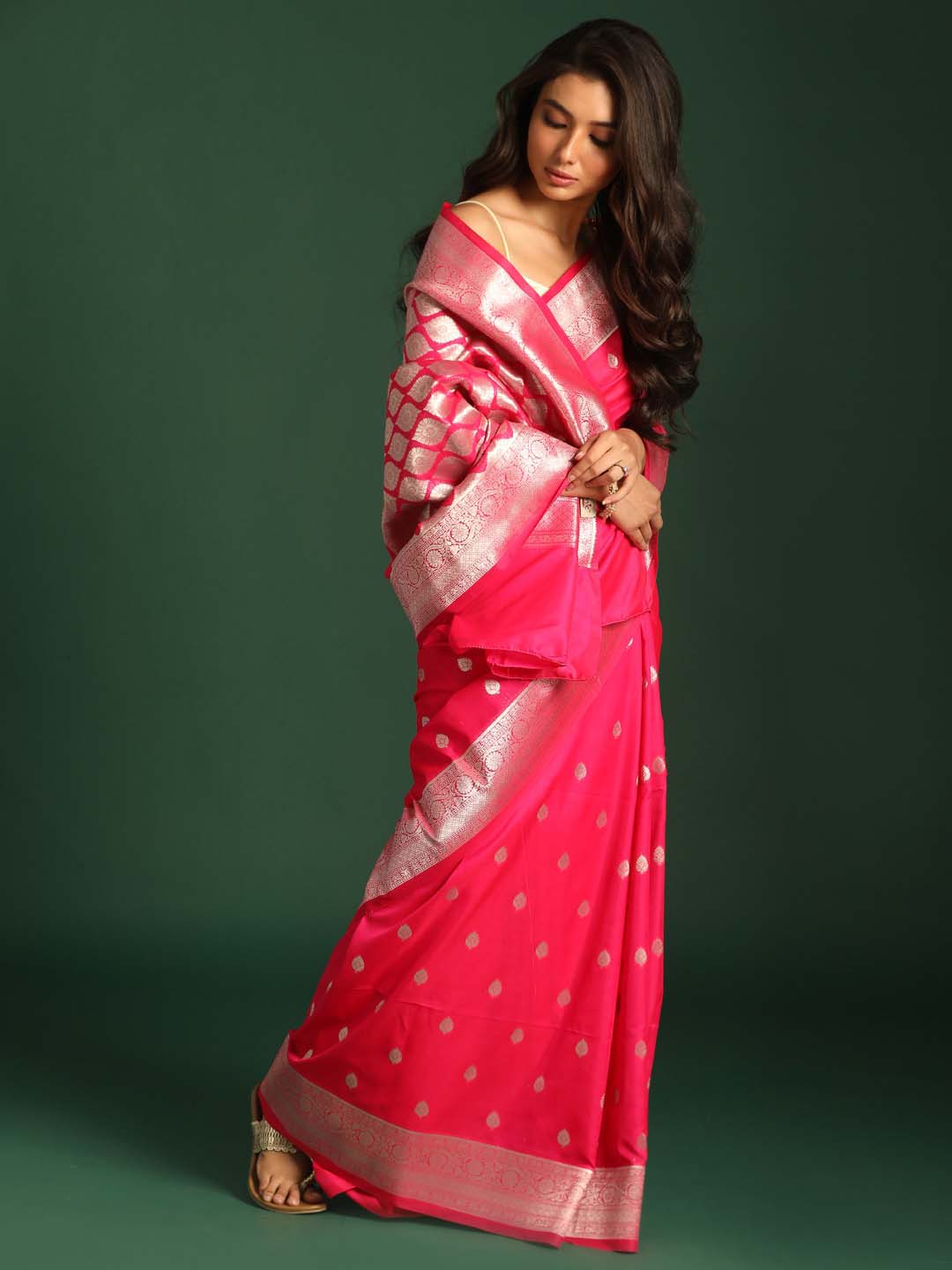 Indethnic Banarasi Pink Ethnic Motifs Woven Design Festive Wear Saree - View 2
