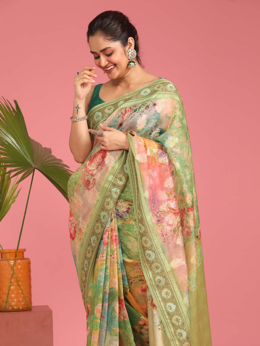 Indethnic Banarasi Green Abstract Printed Party Wear Saree - View 2