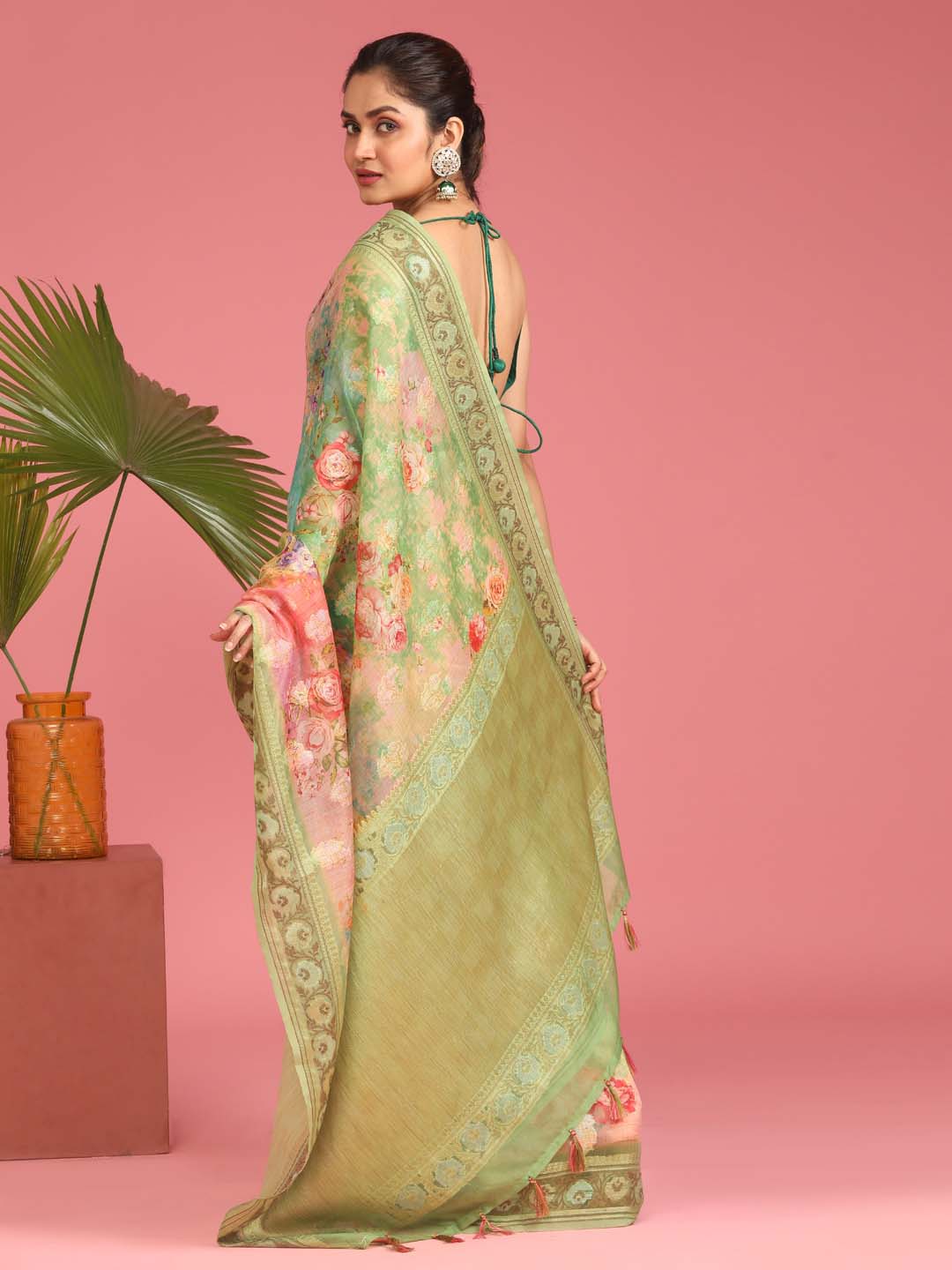 Indethnic Banarasi Green Abstract Printed Party Wear Saree - View 3