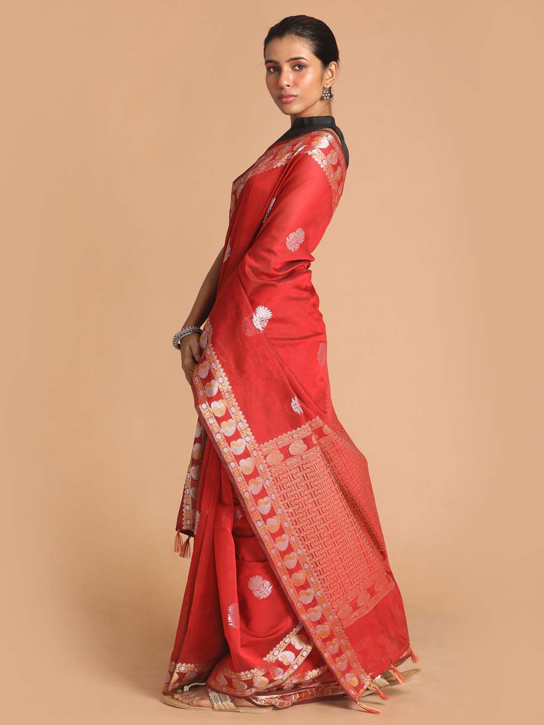 Indethnic Banarasi Red Woven Design Daily Wear Saree - View 2