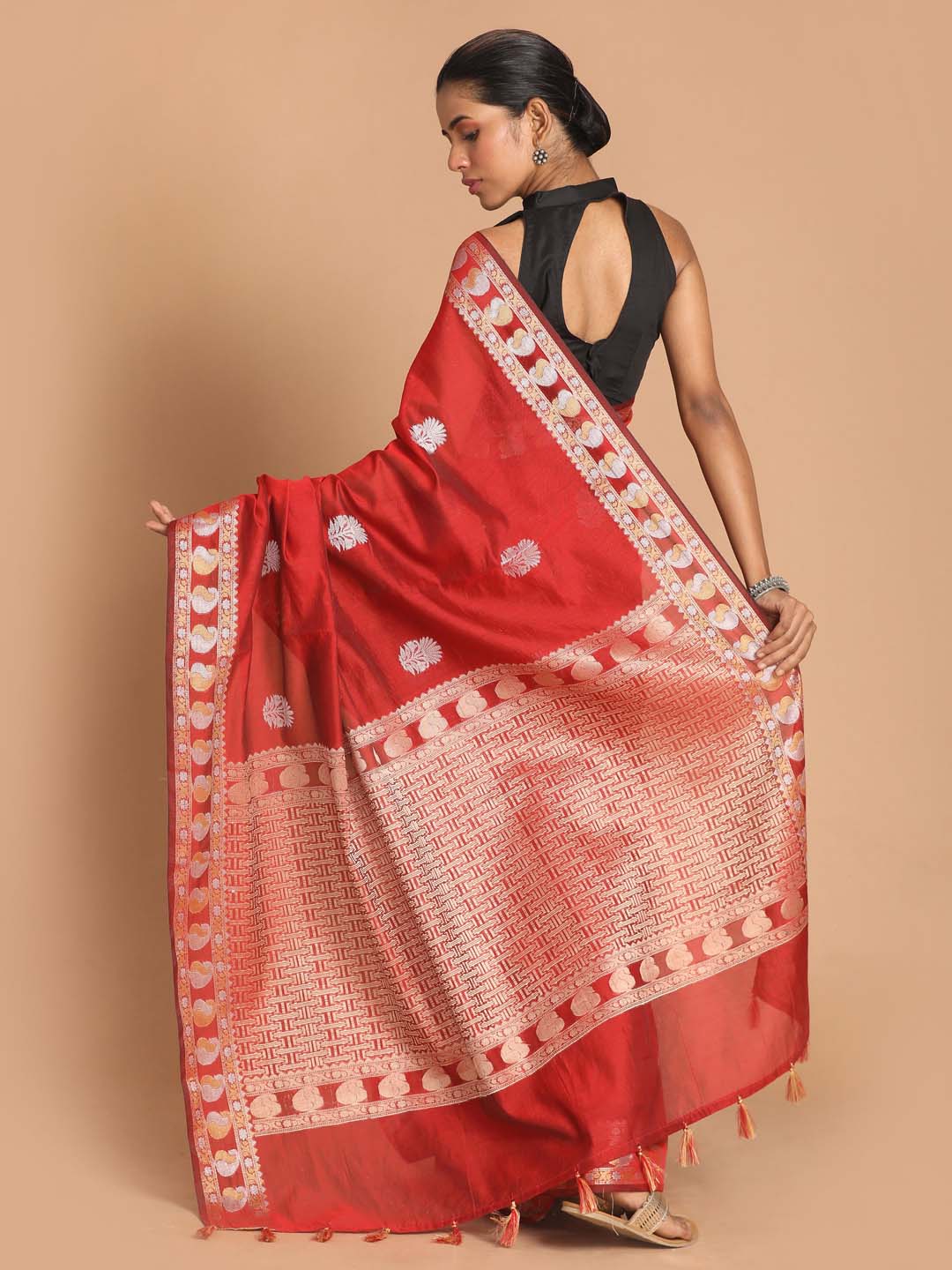 Indethnic Banarasi Red Woven Design Daily Wear Saree - View 3