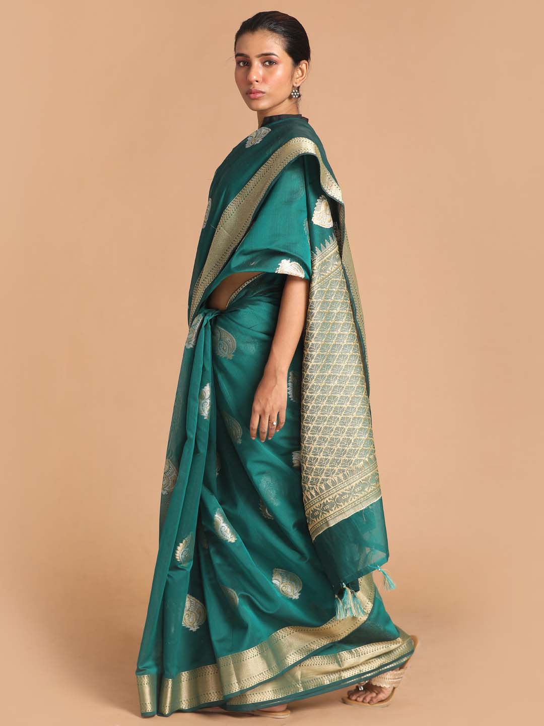 Indethnic Banarasi Green Woven Design Festive Wear Saree - View 2