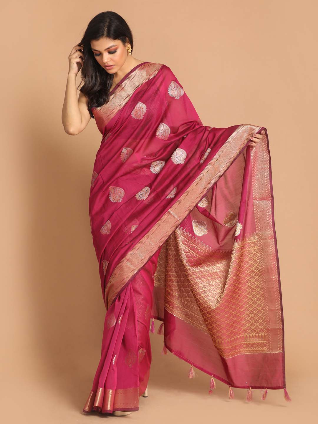 Indethnic Banarasi Magenta Woven Design Festive Wear Saree - View 1