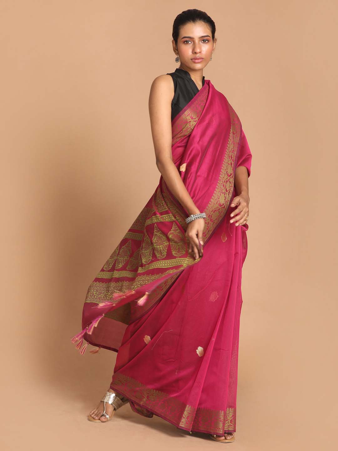 Indethnic Banarasi Magenta Woven Design Festive Wear Saree - View 1