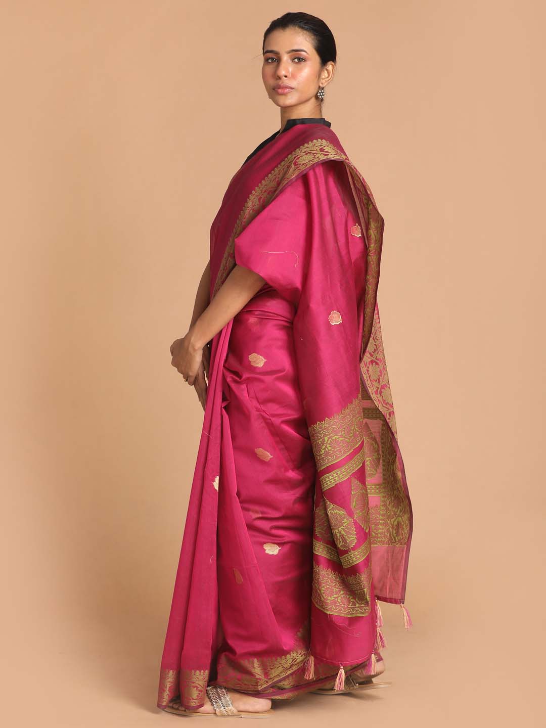 Indethnic Banarasi Magenta Woven Design Festive Wear Saree - View 2