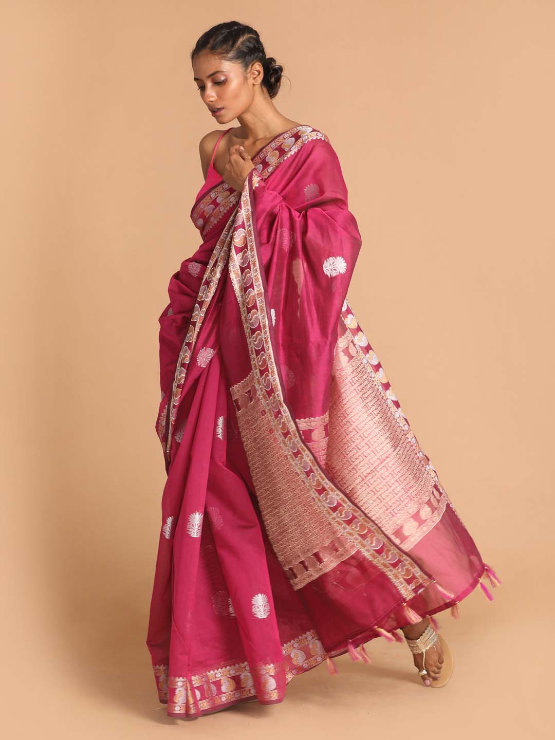 Indethnic Banarasi Purple Woven Design Daily Wear Saree - View 2