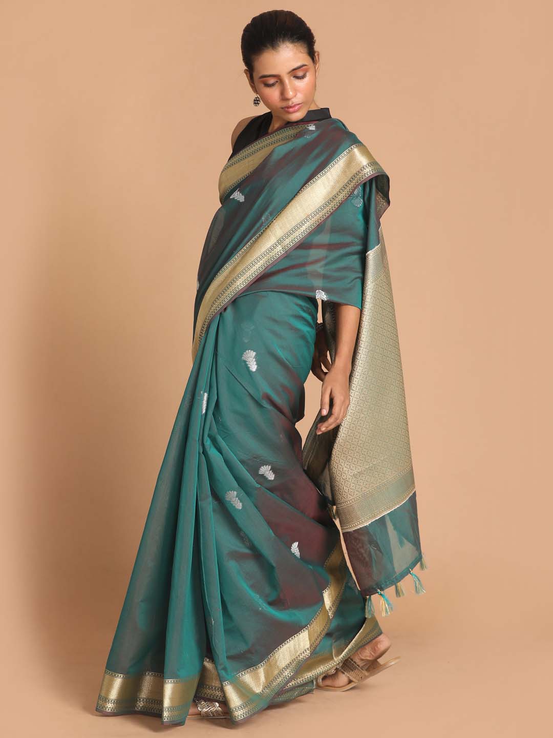 Indethnic Banarasi Green Woven Design Party Wear Saree - View 2