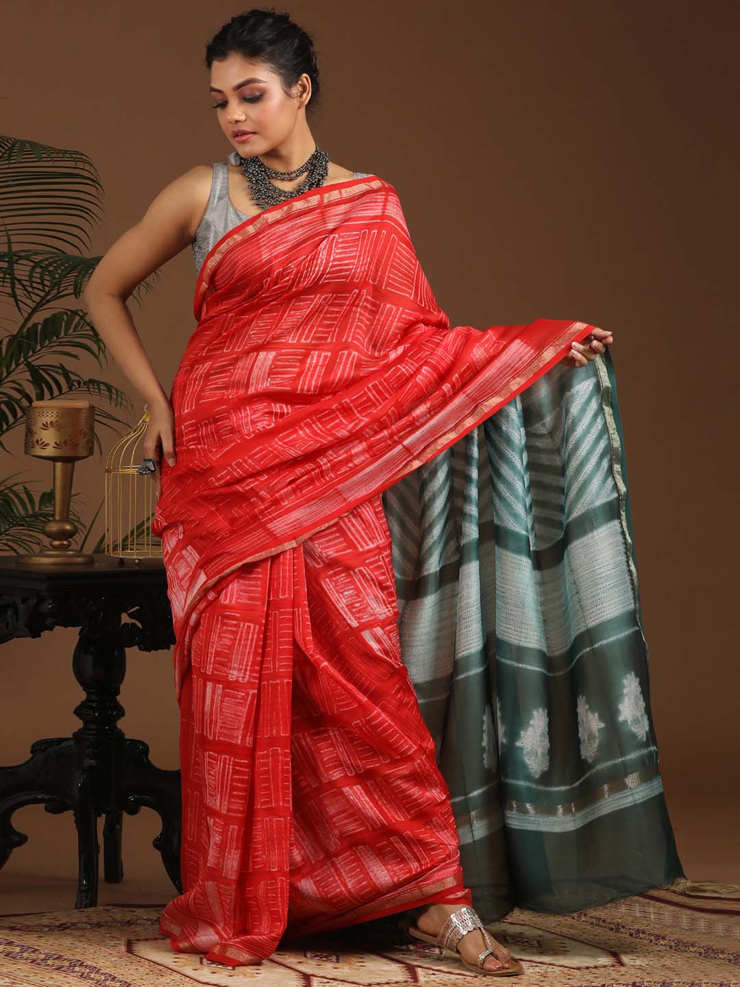 Indethnic Shibori Silk Cotton Saree in Red - View 1