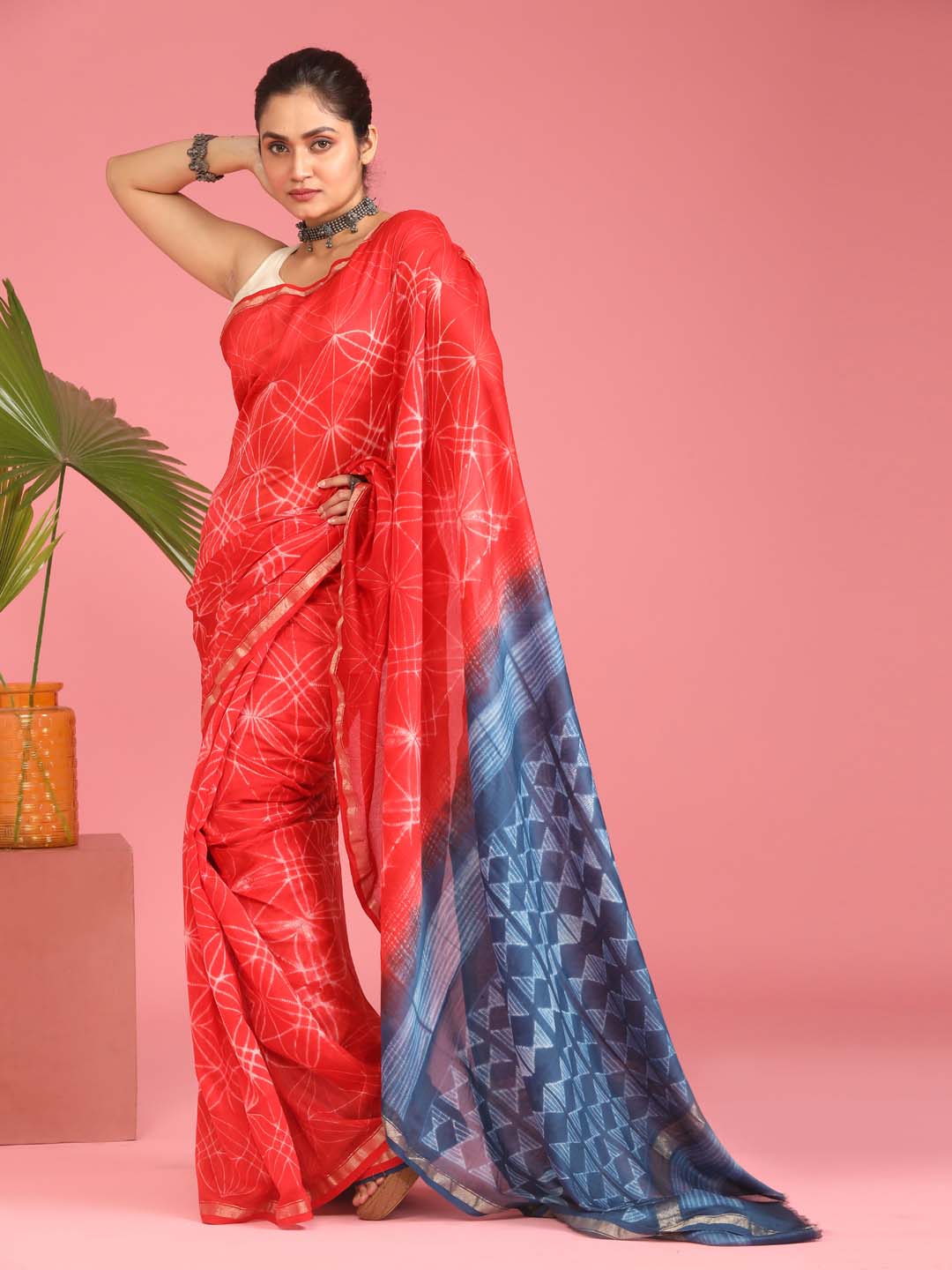 Indethnic Shibori Silk Cotton Saree in Red - View 1