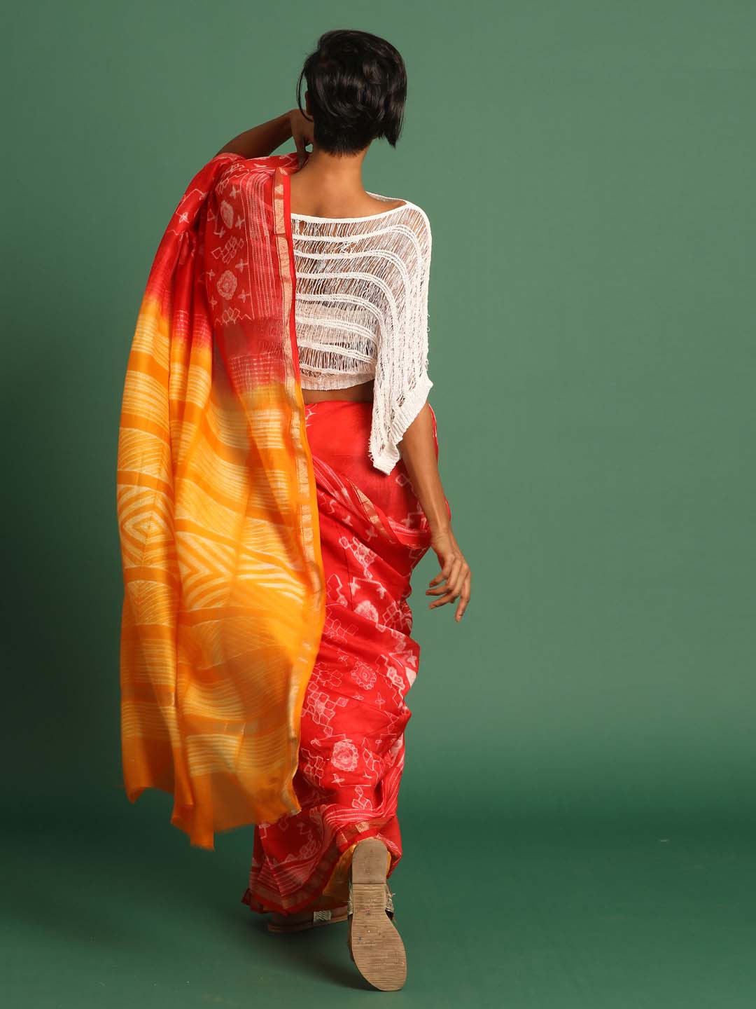 Indethnic Shibori Silk Cotton Saree in Red - View 3