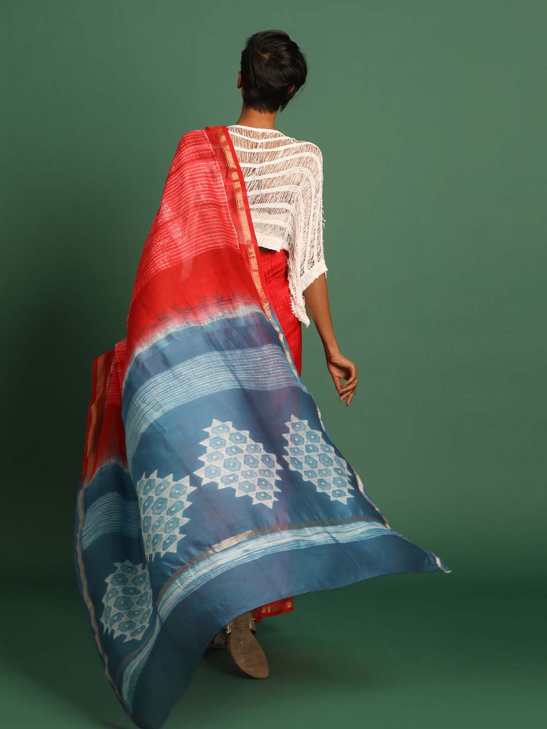 Indethnic Shibori Silk Cotton Saree in Red - View 3