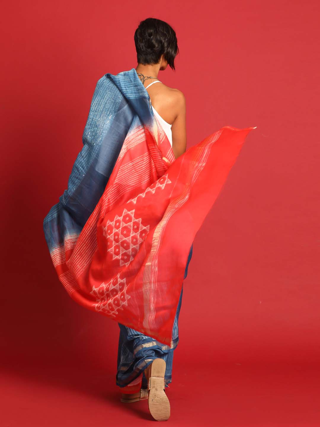 Indethnic Shibori Silk Cotton Saree in Blue - View 3