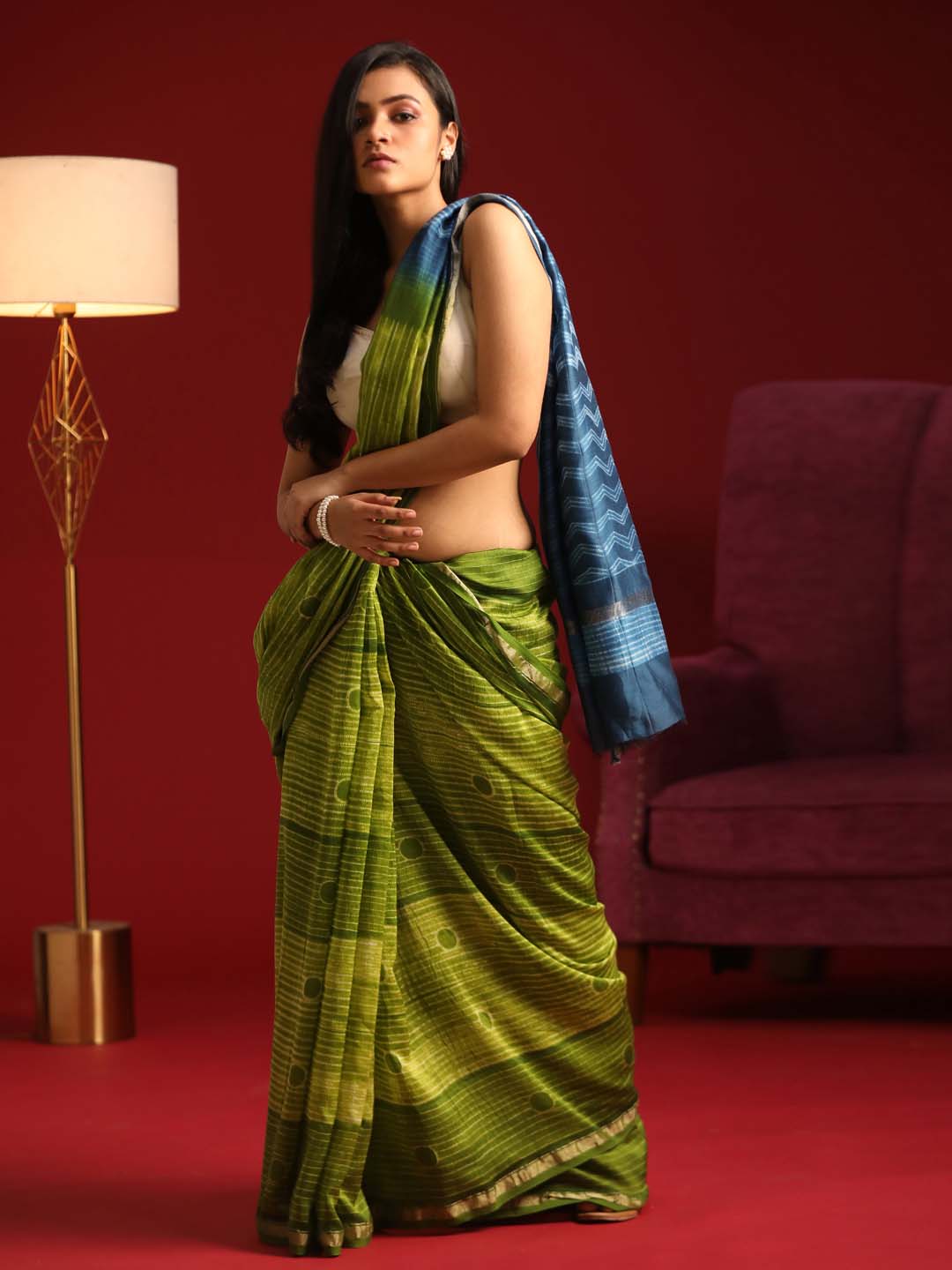 Indethnic Shibori Silk Cotton Saree in Green - View 1