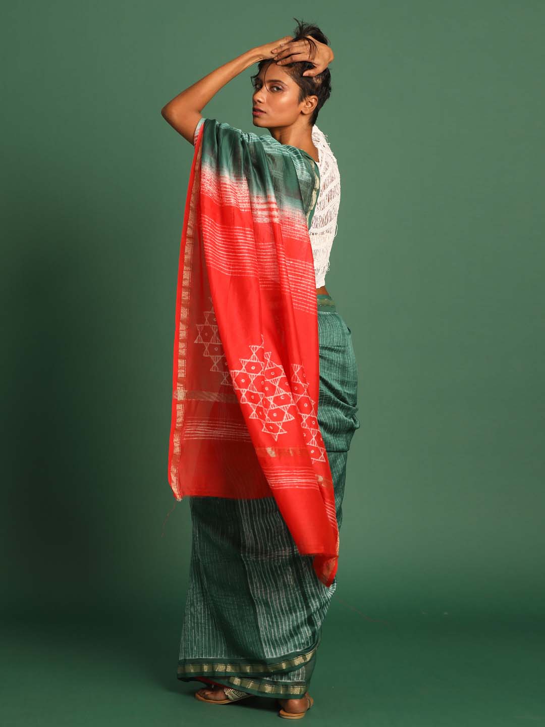 Indethnic Shibori Silk Cotton Saree in Green - View 3