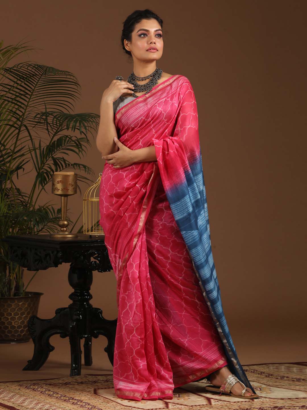 Indethnic Shibori Silk Cotton Saree in Pink - View 1