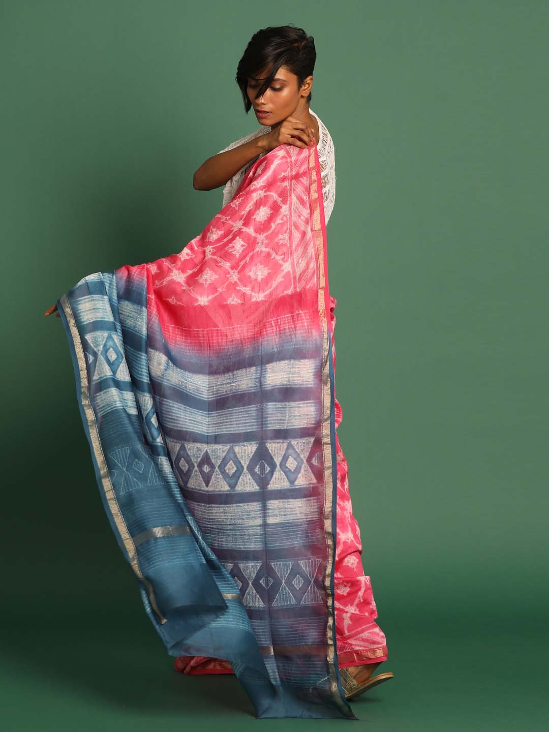 Indethnic Shibori Silk Cotton Saree in Pink - View 3