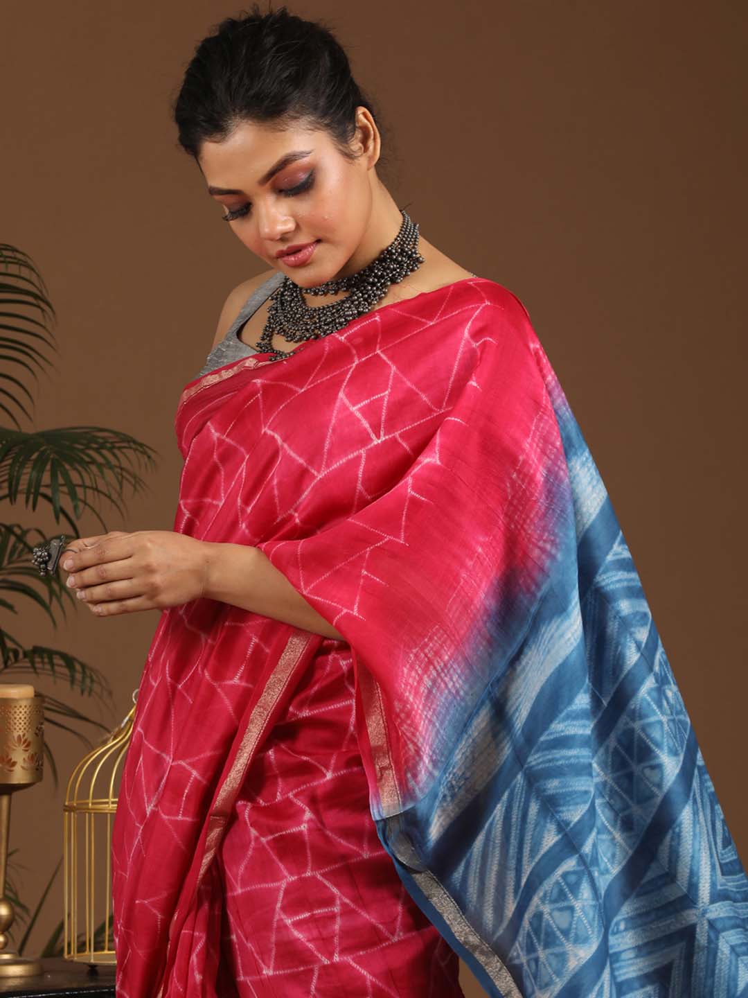 Indethnic Shibori Silk Cotton Saree in Pink - View 2