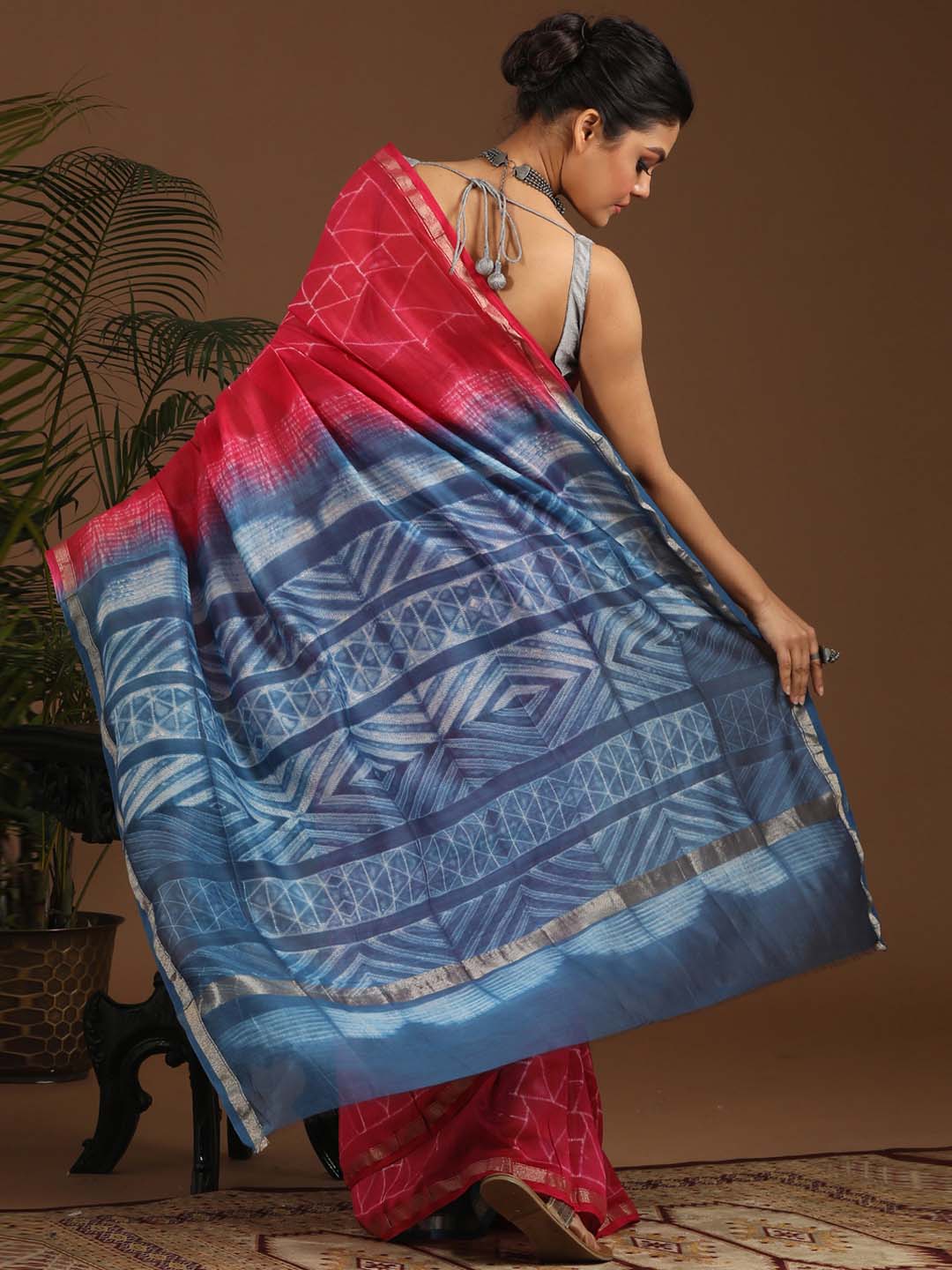 Indethnic Shibori Silk Cotton Saree in Pink - View 3