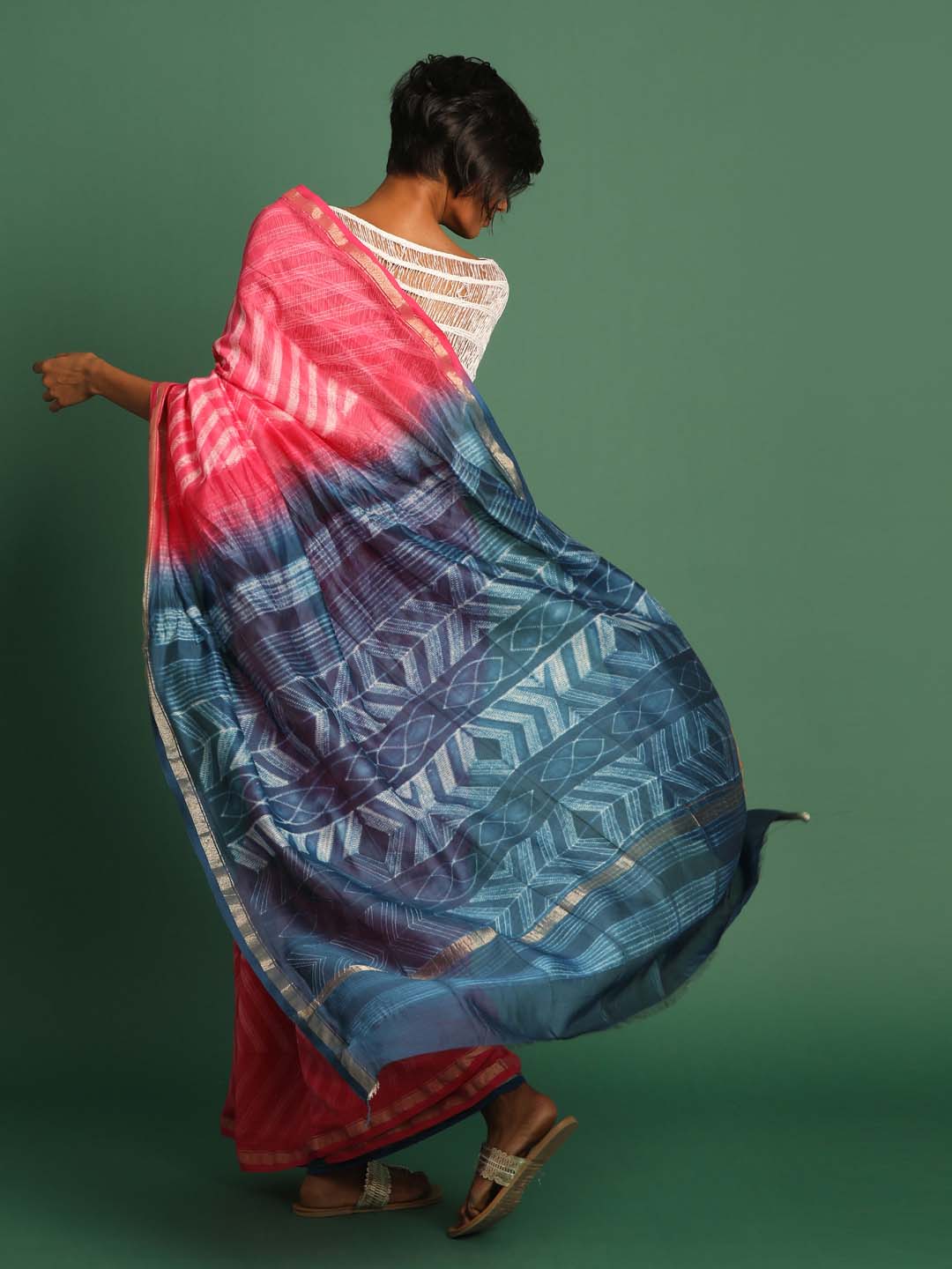 Indethnic Shibori Silk Cotton Saree in Pink - View 3