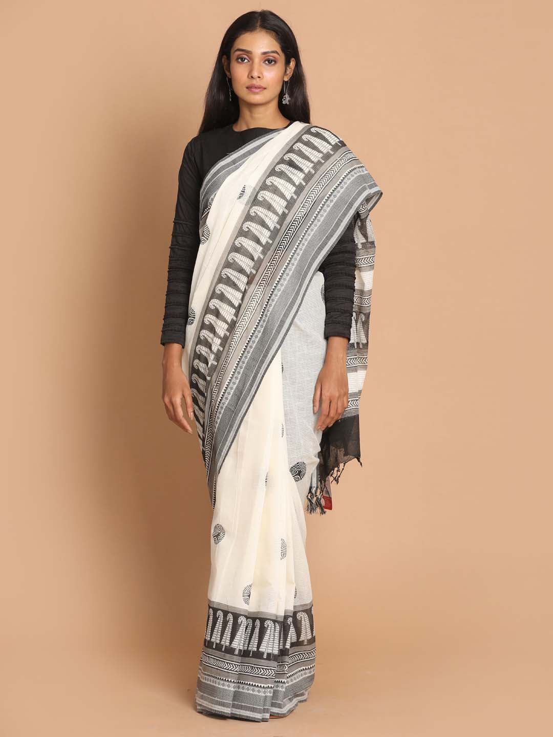 Indethnic Printed Pure Cotton Saree in Black - View 1