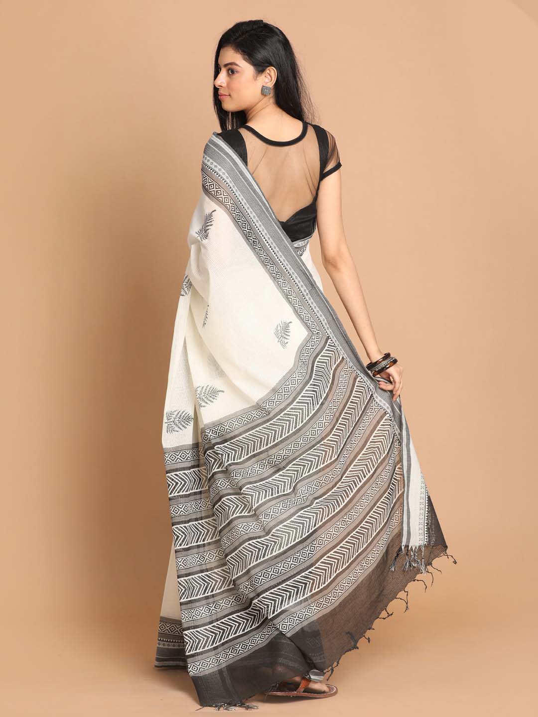 Indethnic Printed Pure Cotton Saree in Black - View 3