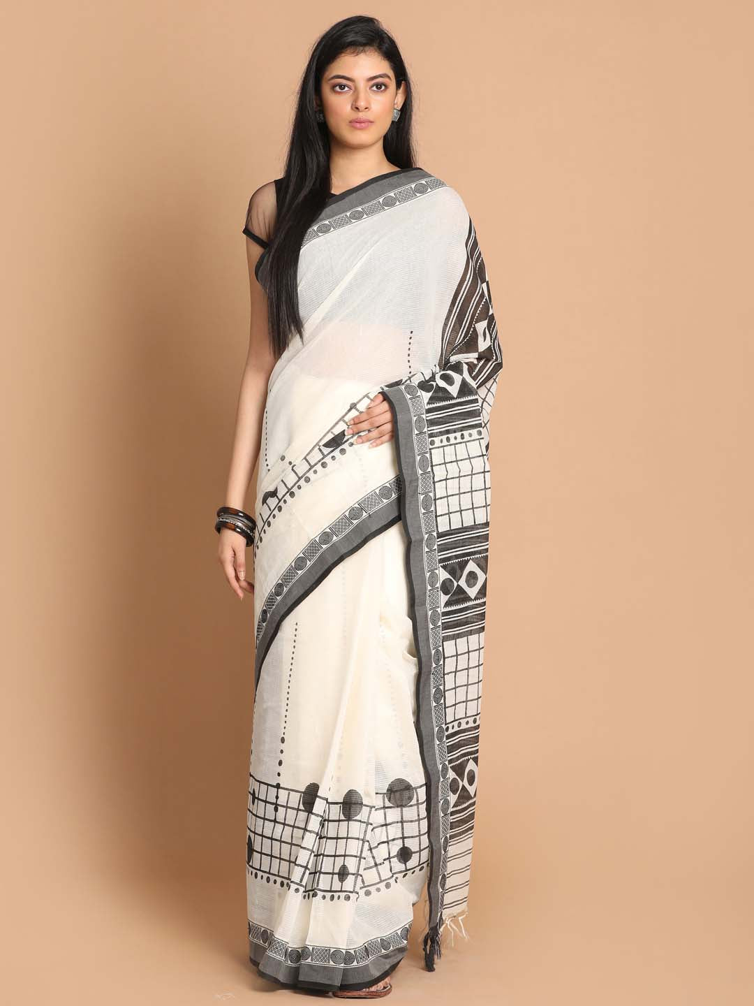 Indethnic Printed Pure Cotton Saree in Black - View 1