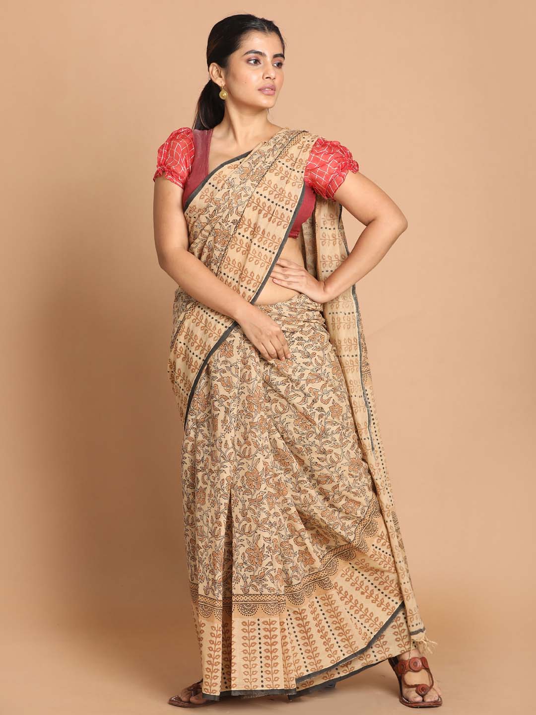 Indethnic Printed Pure Cotton Saree in Black - View 1