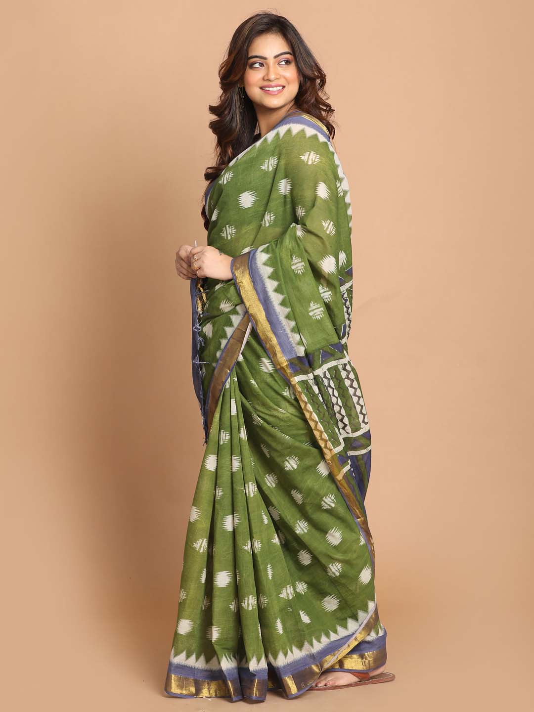 Indethnic Printed Pure Cotton Saree in Green - View 1