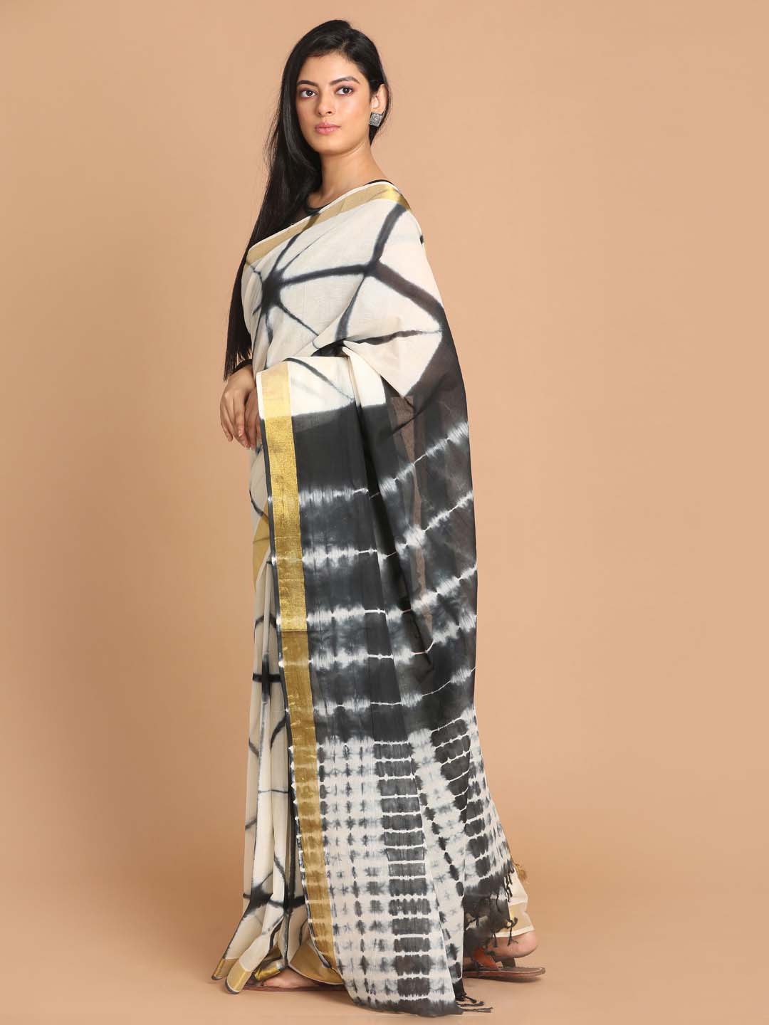 Indethnic Printed Pure Cotton Saree in Multi - View 2