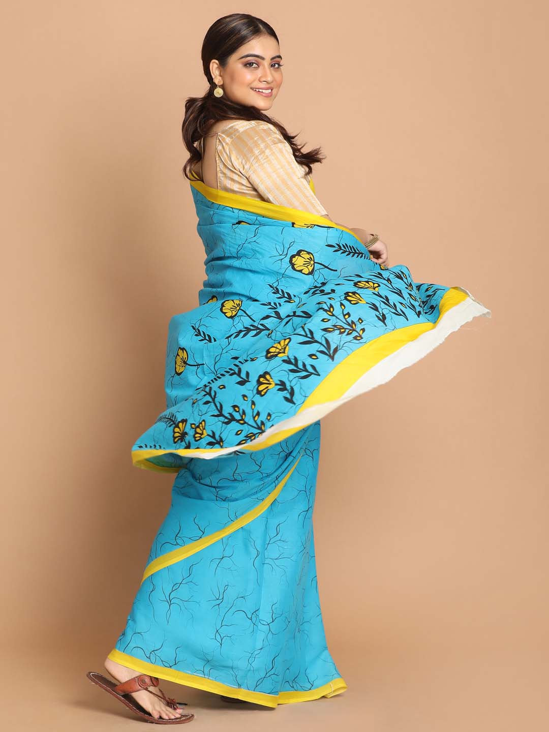 Indethnic Printed Pure Cotton Saree in Turquoise Blue - View 3