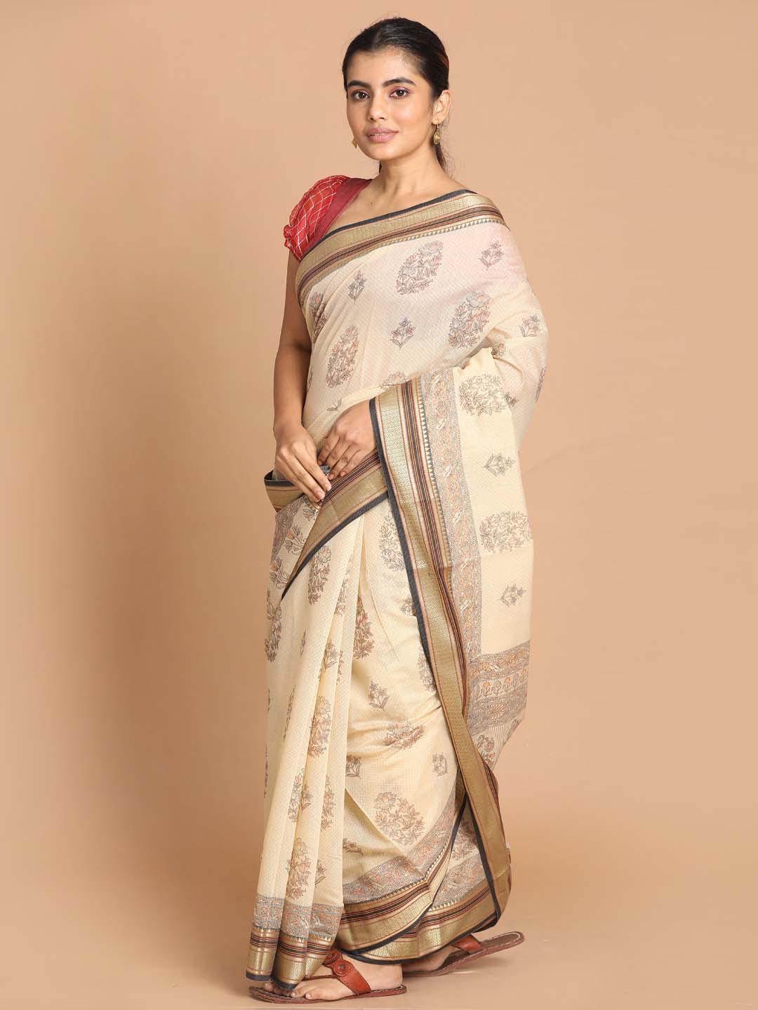 Indethnic Printed Cotton Blend Saree in Black - View 1
